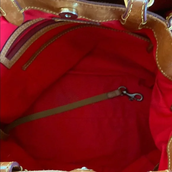 Dooney and Bourke florentine Barlow Leather satchel with Adjustable Strap - Picture 4 of 7